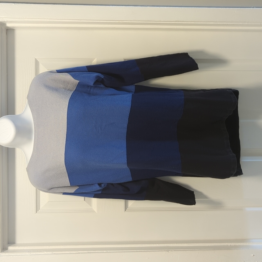 Ann Taylor Sweater Good Condition